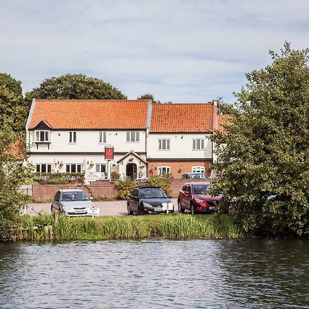 Wayford Bridge Inn Hotel Stalham Exterior photo